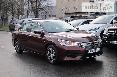 Седан Honda Accord 2016 в Львові