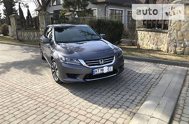 Седан Honda Accord 2014 в Ивано-Франковске