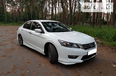 Седан Honda Accord 2013 в Черкассах