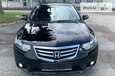 Седан Honda Accord 2012 в Тернополе