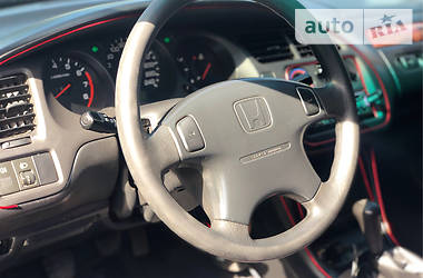 Седан Honda Accord 2001 в 