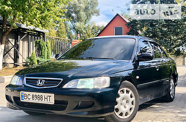 Седан Honda Accord 2001 в 