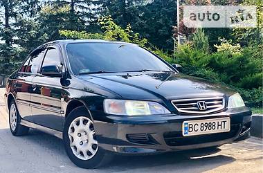 Седан Honda Accord 2001 в 