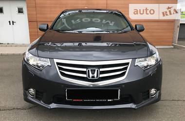 Седан Honda Accord 2012 в Киеве