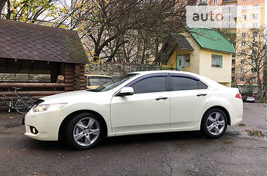 Седан Honda Accord 2012 в Рівному