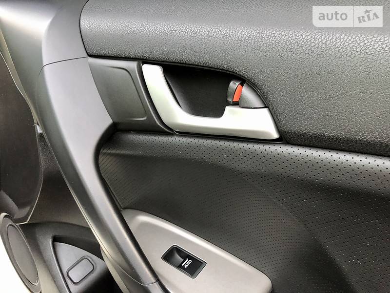 Седан Honda Accord 2009 в Києві