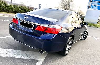 Седан Honda Accord 2013 в Киеве