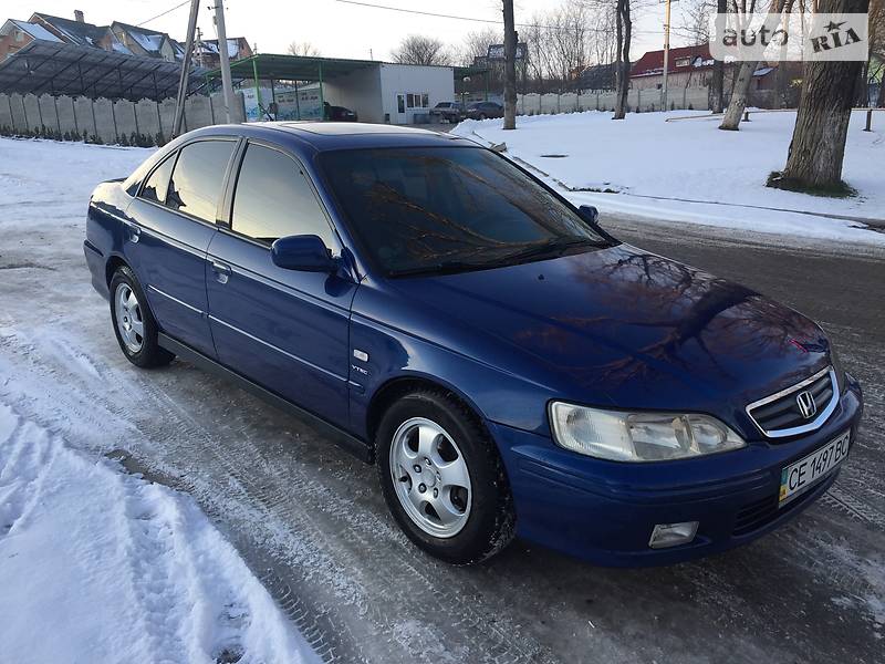 Седан Honda Accord 2001 в Черновцах