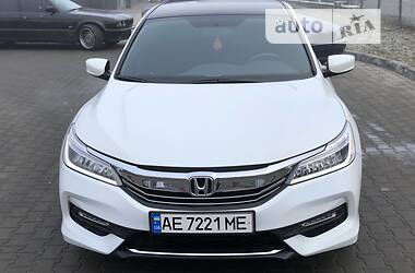 Седан Honda Accord 2017 в Днепре