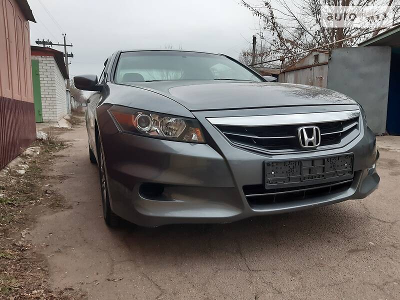 Купе Honda Accord 2011 в Черкасах фото Купе Honda Accord 2011 в Черкасах