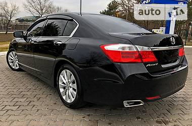 Седан Honda Accord 2015 в Киеве