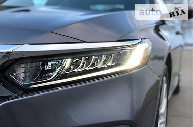 Седан Honda Accord 2018 в 