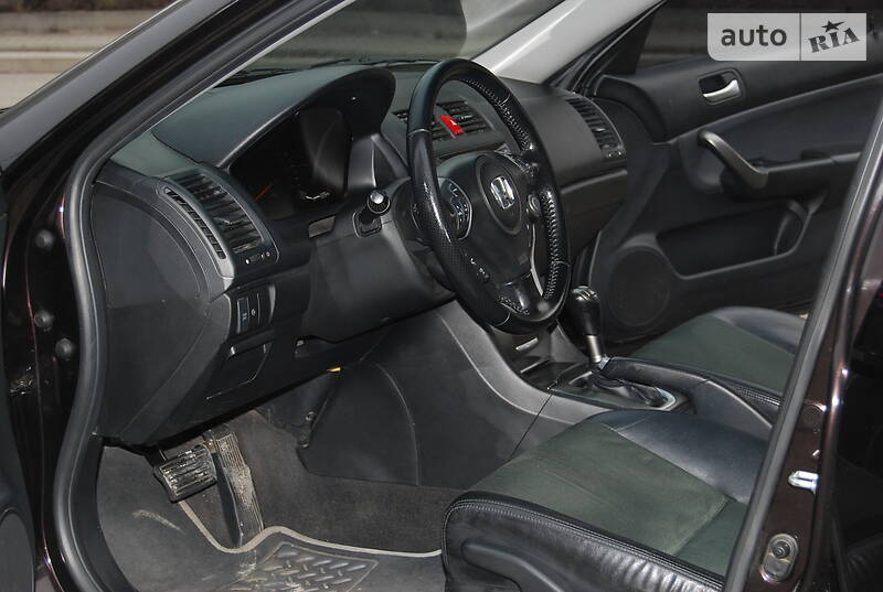 Седан Honda Accord 2006 в Запоріжжі