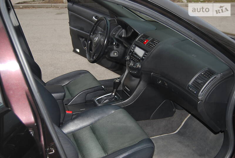 Седан Honda Accord 2006 в Запоріжжі