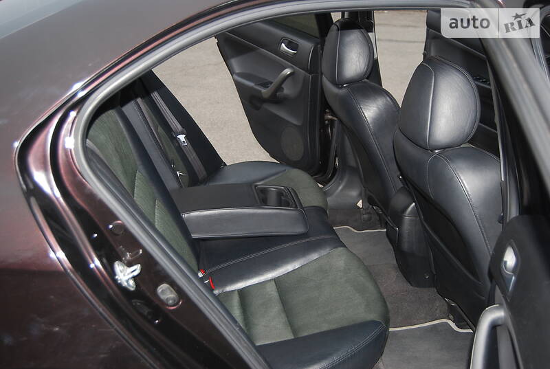 Седан Honda Accord 2006 в Запоріжжі