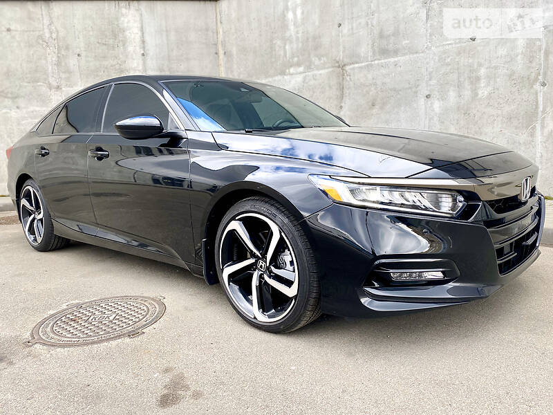 Седан Honda Accord 2018 в Києві