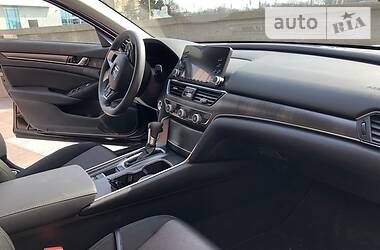 Седан Honda Accord 2019 в 