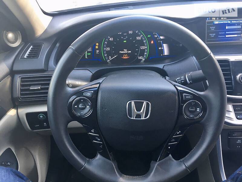 Седан Honda Accord 2015 в Тернополі