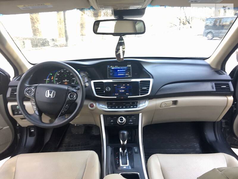 Седан Honda Accord 2015 в Тернополі