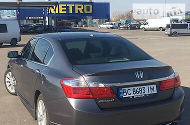 Седан Honda Accord 2012 в 