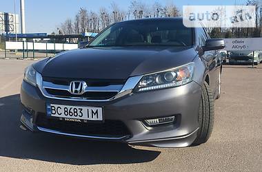 Седан Honda Accord 2012 в 