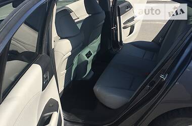 Седан Honda Accord 2012 в 
