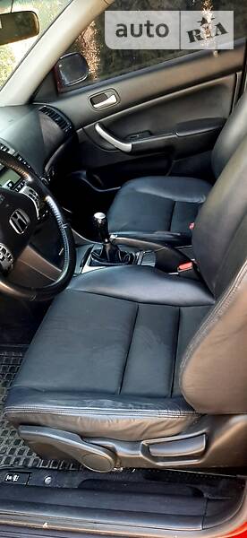 Седан Honda Accord 2003 в Киеве фото 17 Седан Honda Accord 2003 в Киеве