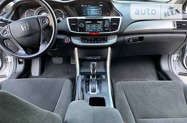 Седан Honda Accord 2013 в 