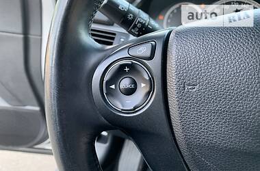 Седан Honda Accord 2013 в 