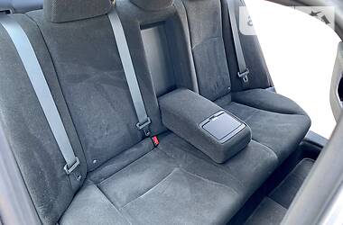 Седан Honda Accord 2013 в 