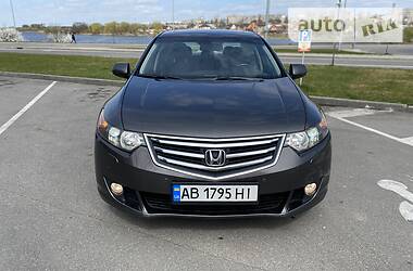 Седан Honda Accord 2010 в 