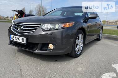 Седан Honda Accord 2010 в 