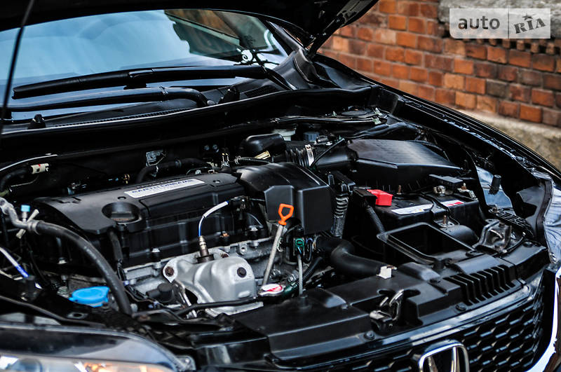 Купе Honda Accord 2013 в Чернівцях