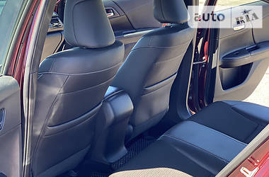 Седан Honda Accord 2017 в 