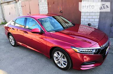 Седан Honda Accord 2018 в 