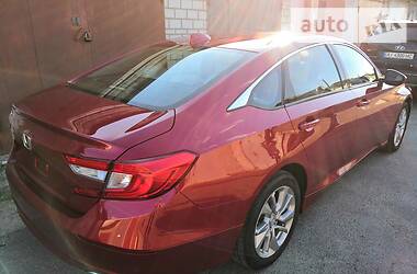 Седан Honda Accord 2018 в 