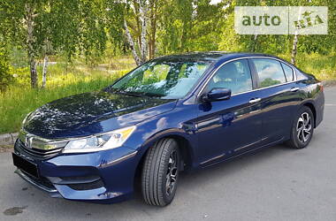 Седан Honda Accord 2015 в Киеве