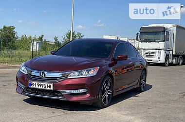 Седан Honda Accord 2017 в 