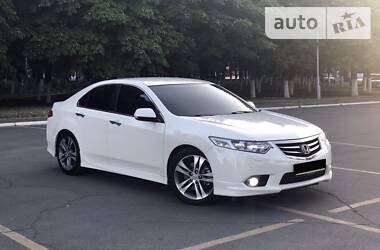 Седан Honda Accord 2011 в Мариуполе