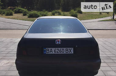 Седан Honda Accord 1995 в Светловодске