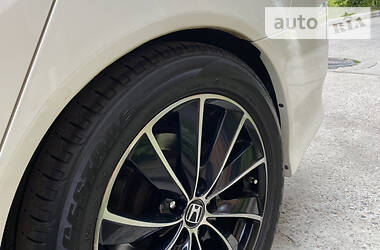 Седан Honda Accord 2010 в 