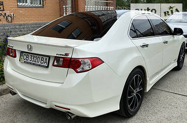 Седан Honda Accord 2010 в 
