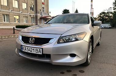 Купе Honda Accord 2011 в Киеве