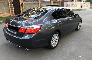 Седан Honda Accord 2014 в Чернигове