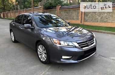 Седан Honda Accord 2014 в Чернигове