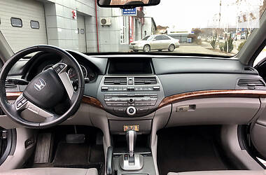 Седан Honda Accord 2012 в Киеве