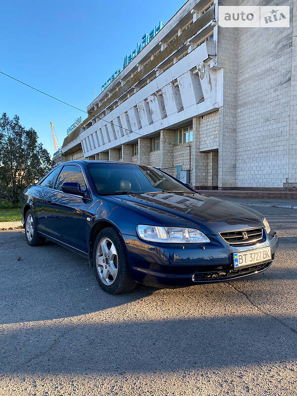 Купе Honda Accord 2000 в Херсоне