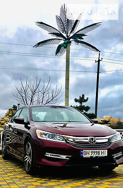 Седан Honda Accord 2017 в 