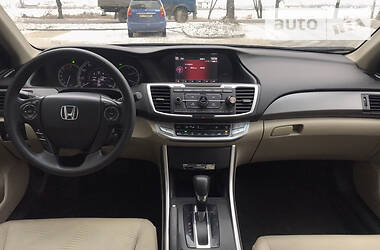 Седан Honda Accord 2014 в Чернигове