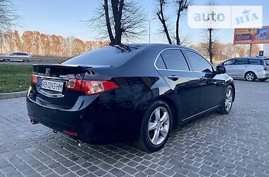 Седан Honda Accord 2011 в Виннице